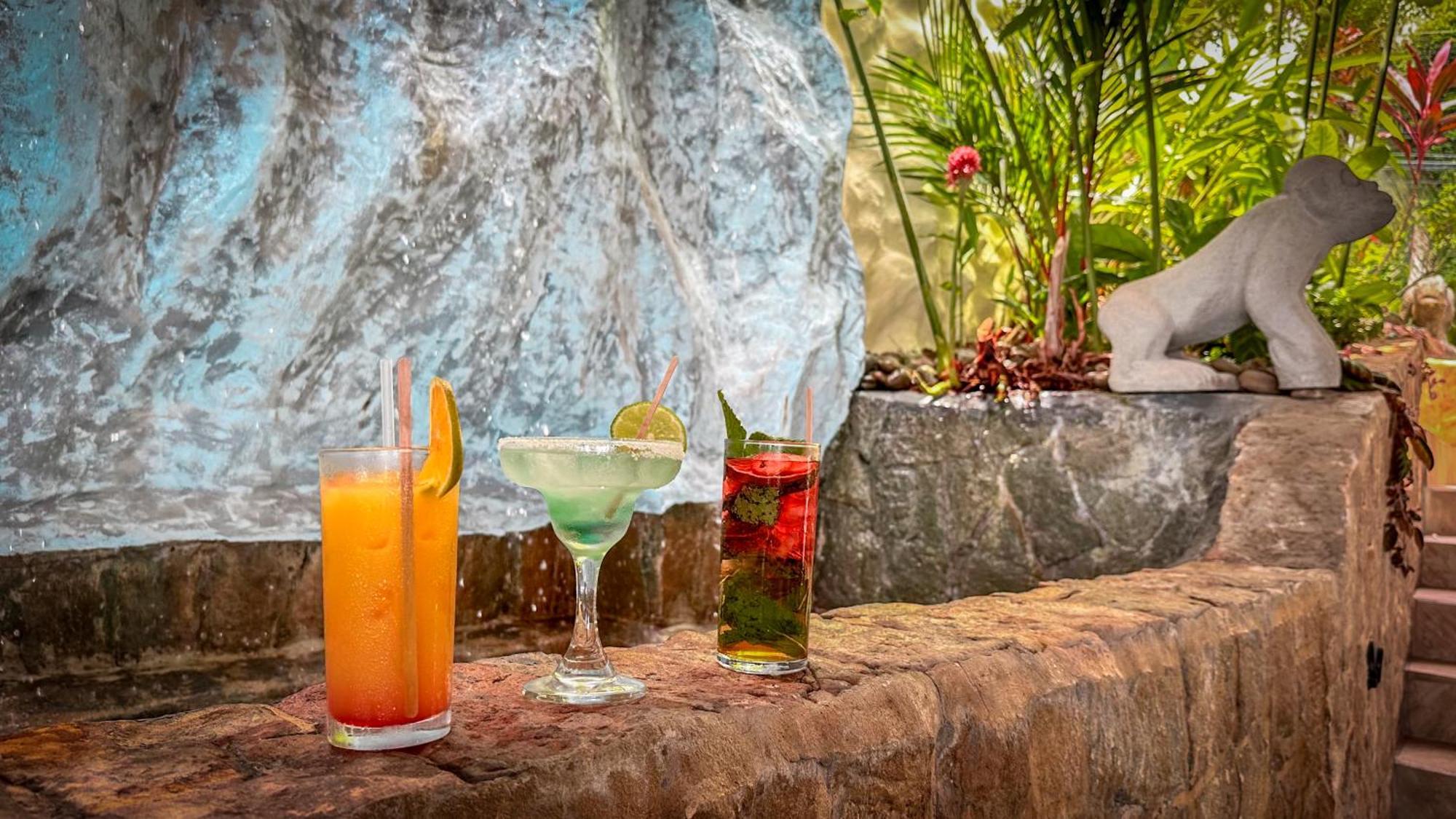 Issimo Suites (Adults Only) 마누엘안토니오 외부 사진